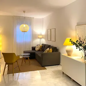 Apartment Kaluka Center - Free Parking, Malaga